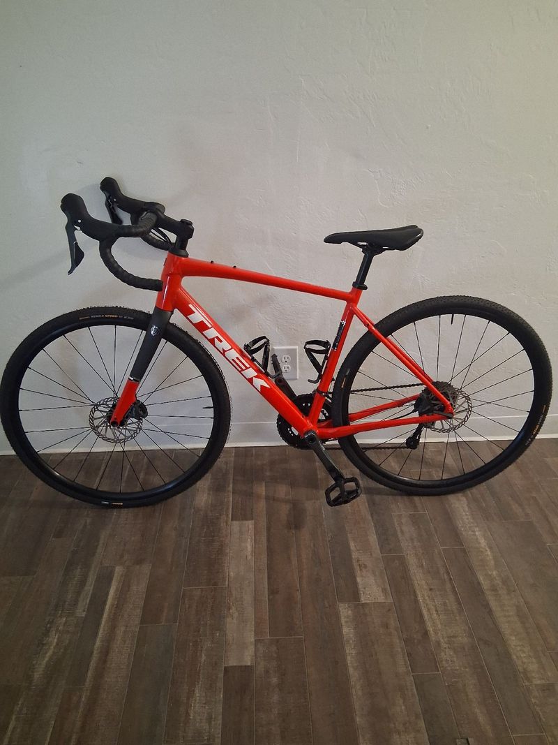 Used Trek Domane AL 4 Gen 4 2026 2026 Road & Gravel