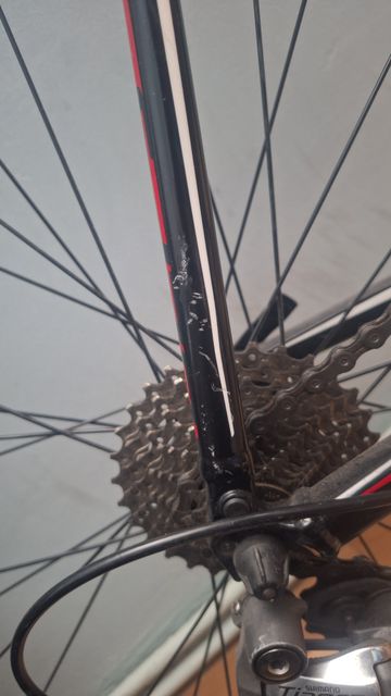 Giant Defy 2 2012 2012 Road & Gravel usato, Nero — immagine 7 di 10