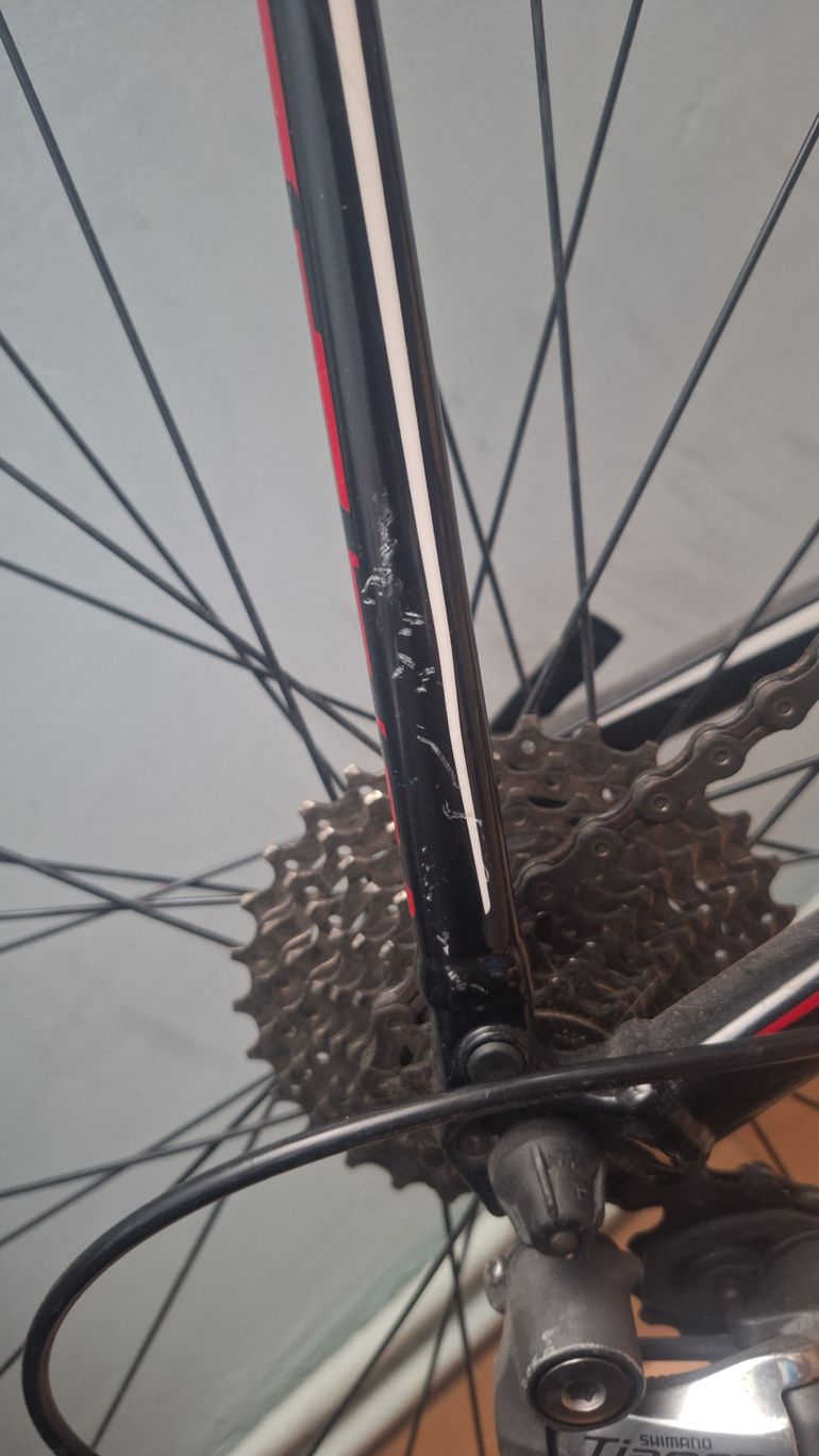 Giant Defy 2 2012 2012 Road & Gravel usato, Nero — immagine 7 di 10