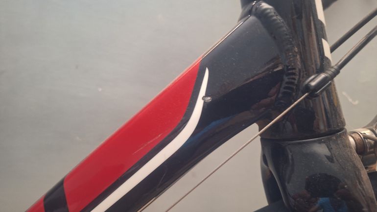 Giant Defy 2 2012 2012 Road & Gravel usato, Nero — immagine 4 di 10