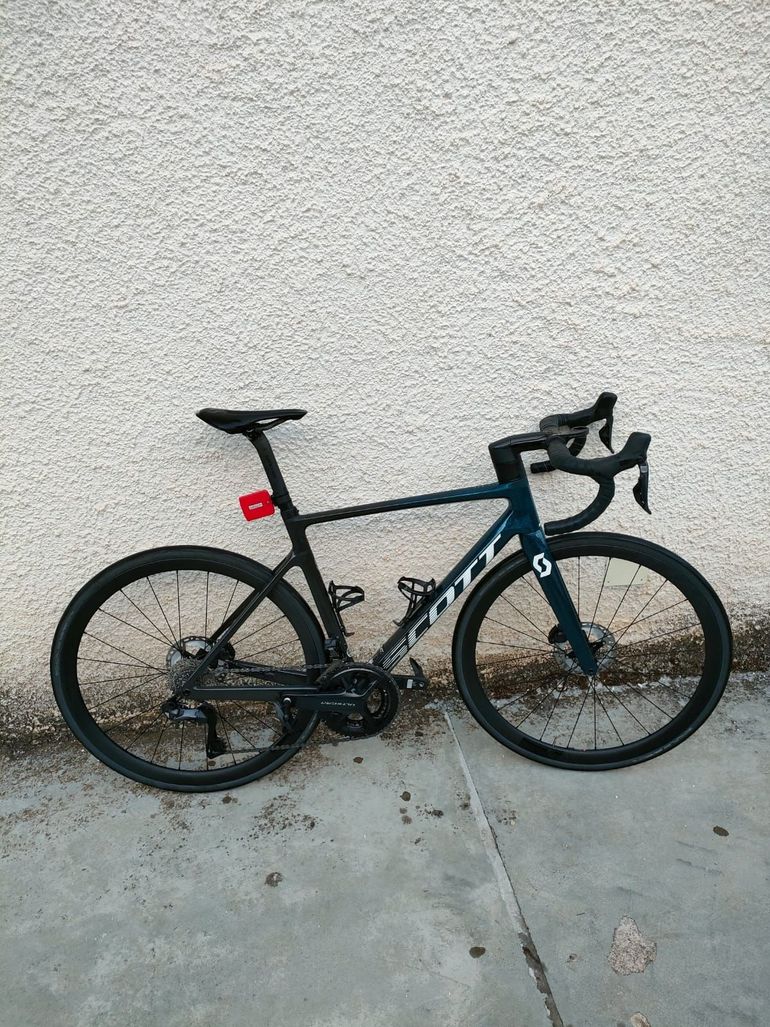 Použité Scott Addict RC Shimano Ultegra Di2 (12 speed) 2022 Road & Gravel — obrázek 4 z 4