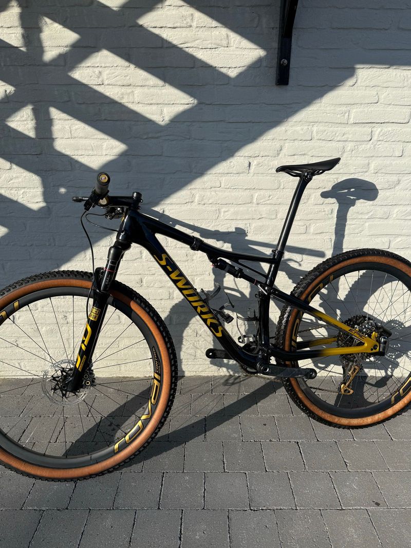 Použité Specialized Men's S-Works Epic 2019 2019 MTB