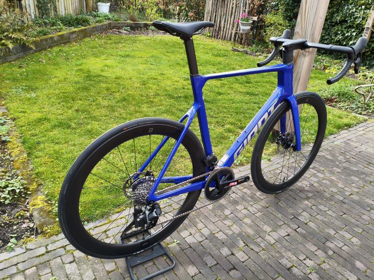 Giant Propel Advanced 1 2024 2024 Road & Gravel usato, Blu — immagine 3 di 15