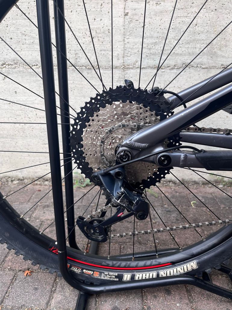 Used Transition Sentinel 2018 2018 Mountainbike, Black — image 4 of 18