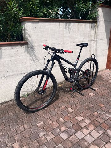 Used Transition Sentinel 2018 2018 Mountainbike, Black — image 4 of 20