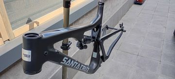 Santa Cruz Bronson CC 2016 Talla L Frameset 2016 Mountainbike usato, Nero — immagine 4 di 12