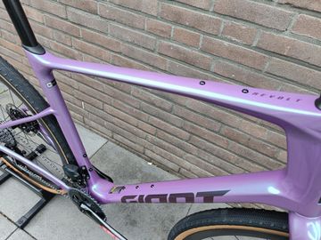 Gebrauchtes Giant Revolt Advanced Pro 0 2024 2024 Road & Gravel, Violett — Bild 11 von 16