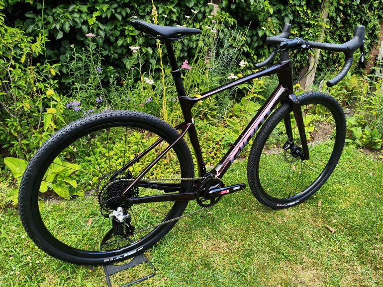 Używany Giant Revolt Advanced 1 2023 2023 Road & Gravel — zdjęcie 3 z 12