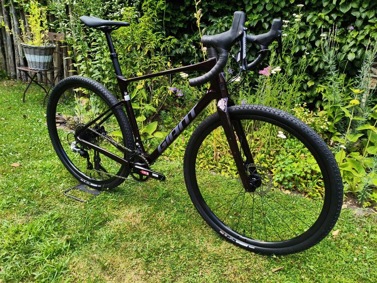 Używany Giant Revolt Advanced 1 2023 2023 Road & Gravel — zdjęcie 2 z 12