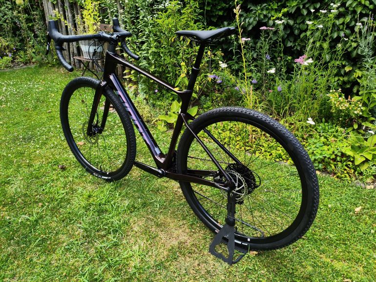 Używany Giant Revolt Advanced 1 2023 2023 Road & Gravel — zdjęcie 6 z 12