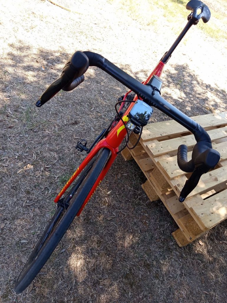 Used Specialized Tarmac SRAM Rival eTap AXS 2020 Road & Gravel, Red — image 8 of 13