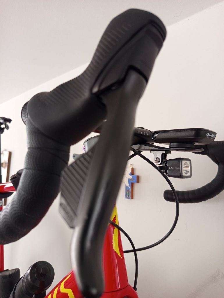 Used Specialized Tarmac SRAM Rival eTap AXS 2020 Road & Gravel, Red — image 13 of 13