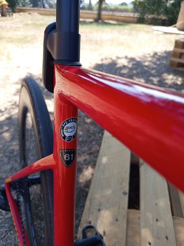 Used Specialized Tarmac SRAM Rival eTap AXS 2020 Road & Gravel, Red — image 9 of 13