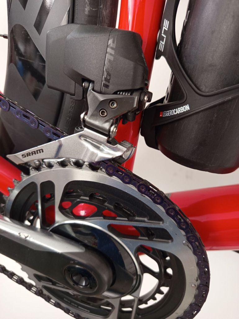 Used Specialized Tarmac SRAM Rival eTap AXS 2020 Road & Gravel, Red — image 12 of 13