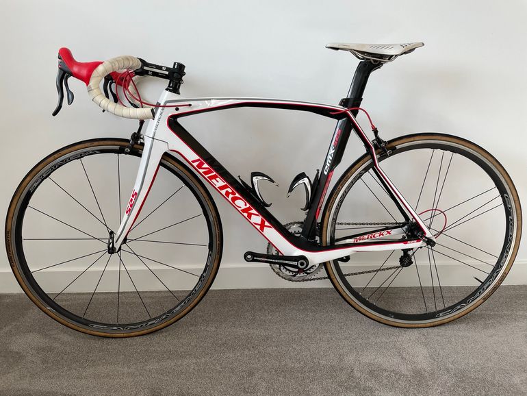 Used Eddy Merckx EMX Campagnolo Centaur 2015 Road & Gravel, Black — image 2 of 5