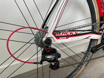 Used Eddy Merckx EMX Campagnolo Centaur 2015 Road & Gravel, Black — image 4 of 5