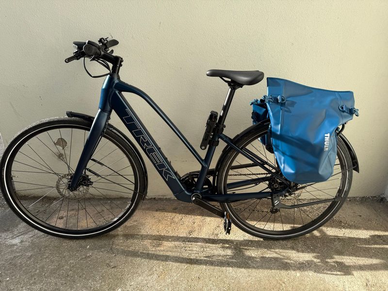 Trek Fx Shimano Altus 2023 Urban & Touring d'occasion