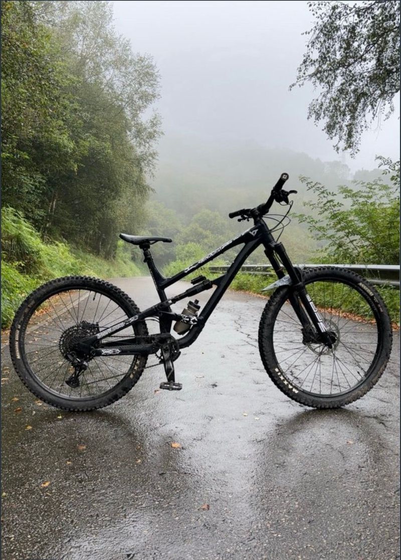 Used YT Industries Capra CORE 1 MX 2024 2024 MTB