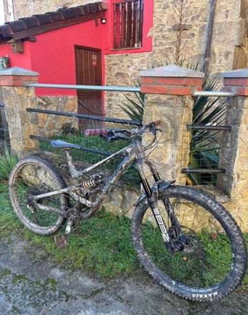 Gebrauchtes YT Industries Capra CORE 1 MX 2024 2024 Mountainbike, Schwarz, 29, 27.5 — Bild 9 von 9
