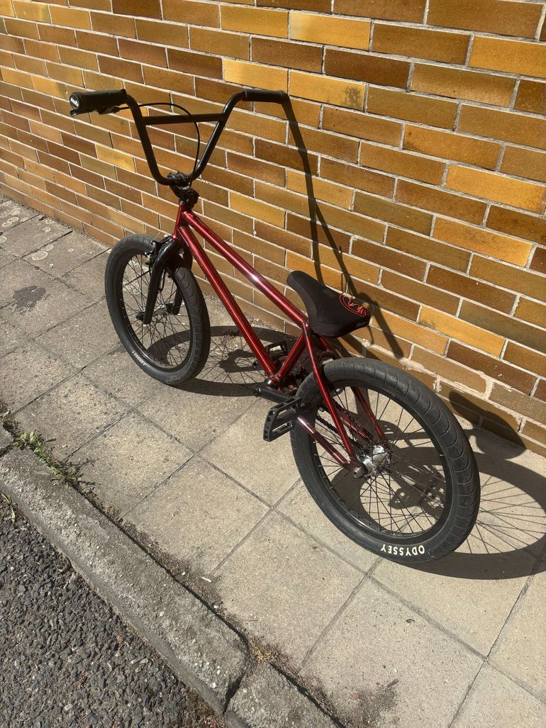Used Cult Custom SRAM Apex 2023 Mountainbike, Red — image 4 of 7