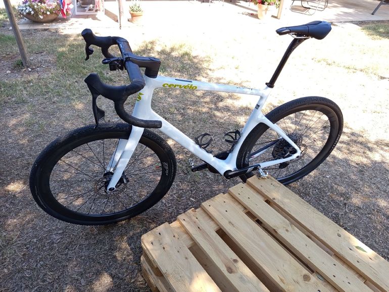 Used Cervélo Aspero SRAM GX Eagle 2025 Road & Gravel, White — image 2 of 9