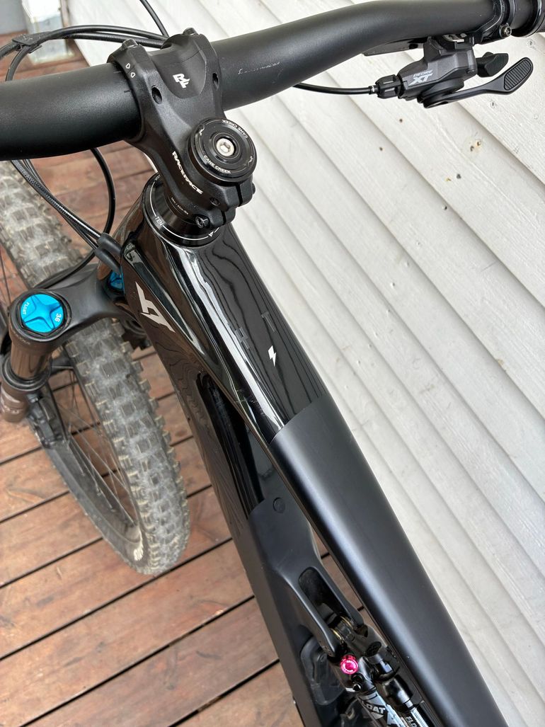 Brugt YT Industries Jeffsy 29 CORE 2 CF 2025 2025 Mountainbike — billede 5 af 11