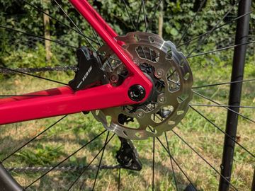 Použité BMC Roadmachine 01 FOUR 2023 2023 Road & Gravel — obrázek 12 z 20