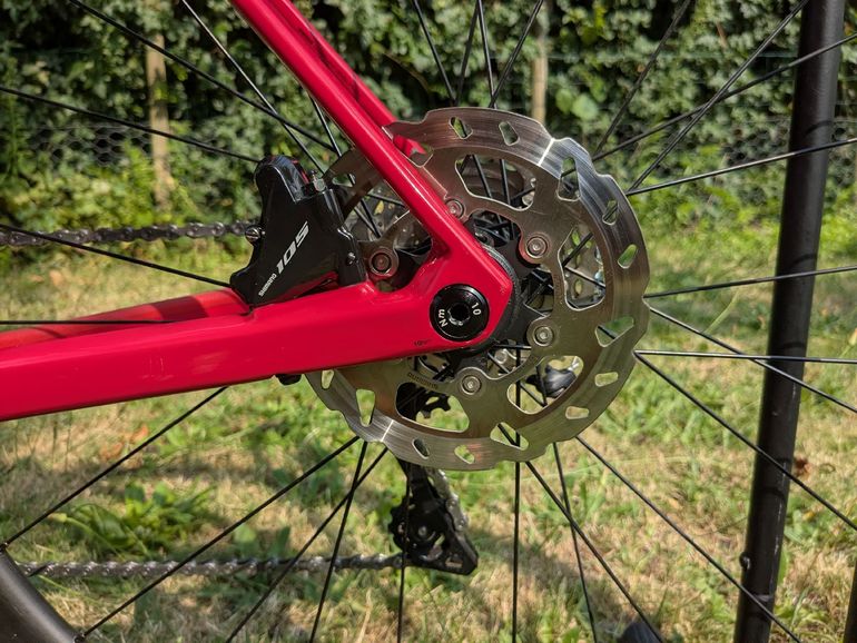 Použité BMC Roadmachine 01 FOUR 2023 2023 Road & Gravel — obrázek 12 z 20