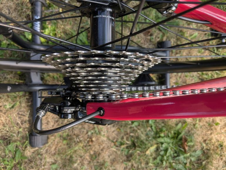 Použité BMC Roadmachine 01 FOUR 2023 2023 Road & Gravel — obrázek 6 z 20
