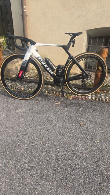 Used Colnago Y1rs Frameset 2025 Road & Gravel, White — image 3 of 3