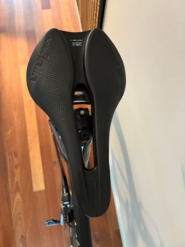 Used Colnago C60 Shimano Ultegra Di2 ARNT wielen 2018 Road & Gravel, Black — image 11 of 15