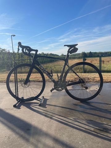 Tweedehands Specialized Roubaix Comp 2022 2022 Road & Gravel — afbeelding 1 van 8