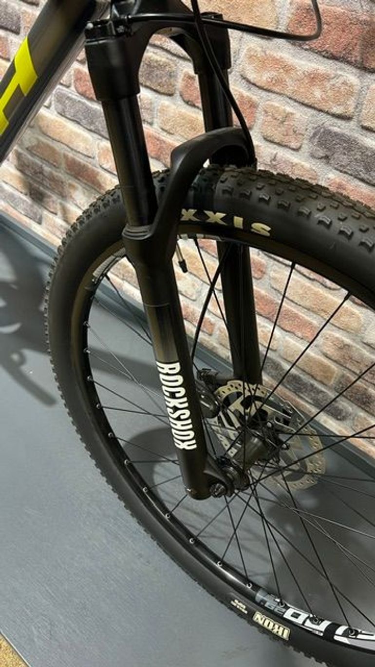Used BH ULTIMATE 6.5 2023 2023 Mountainbike, Light Gray — image 4 of 5