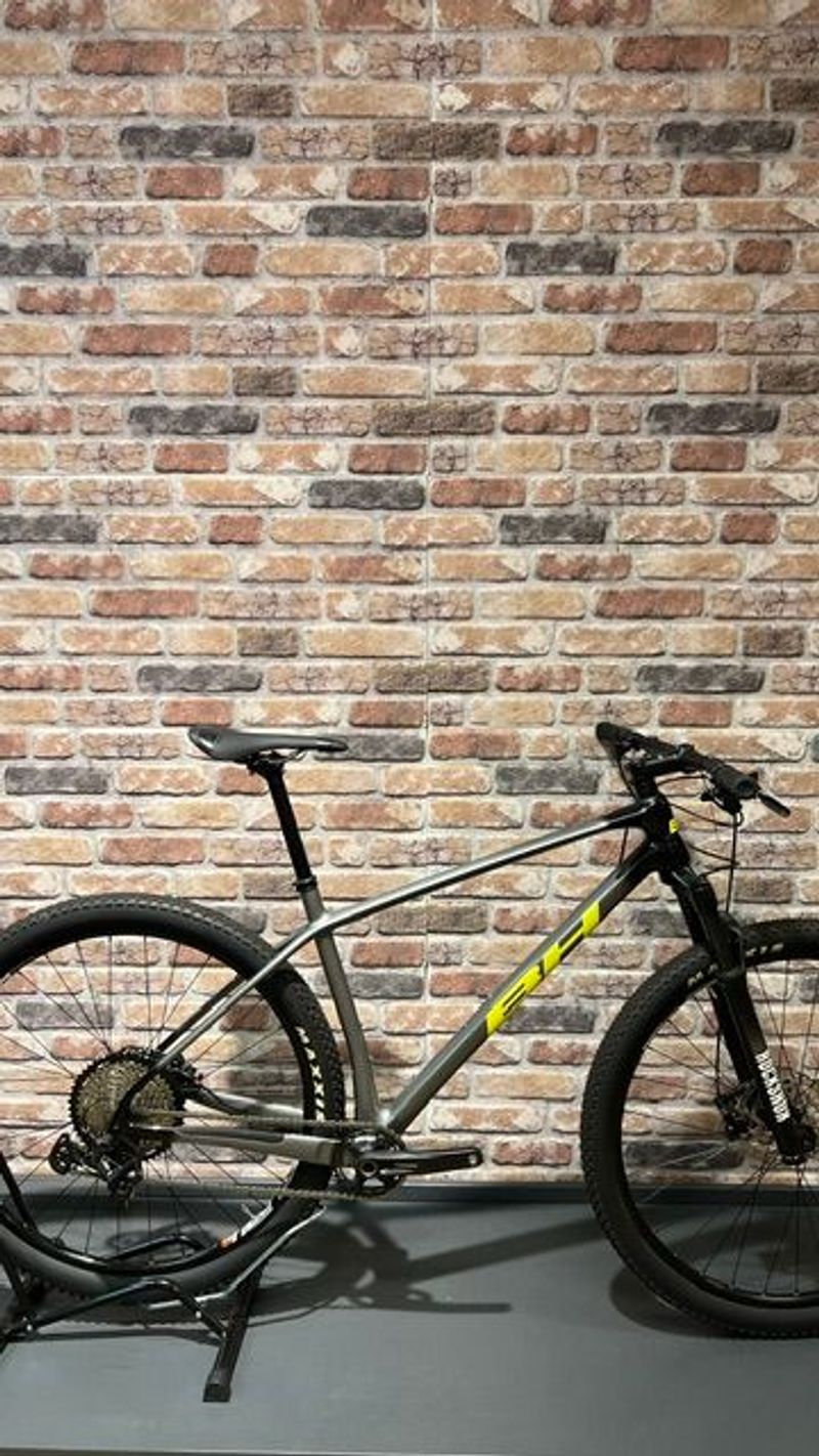 Used BH ULTIMATE 6.5 2023 2023 MTB
