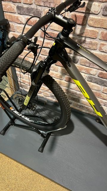 Used BH ULTIMATE 6.5 2023 2023 Mountainbike, Light Gray — image 5 of 5
