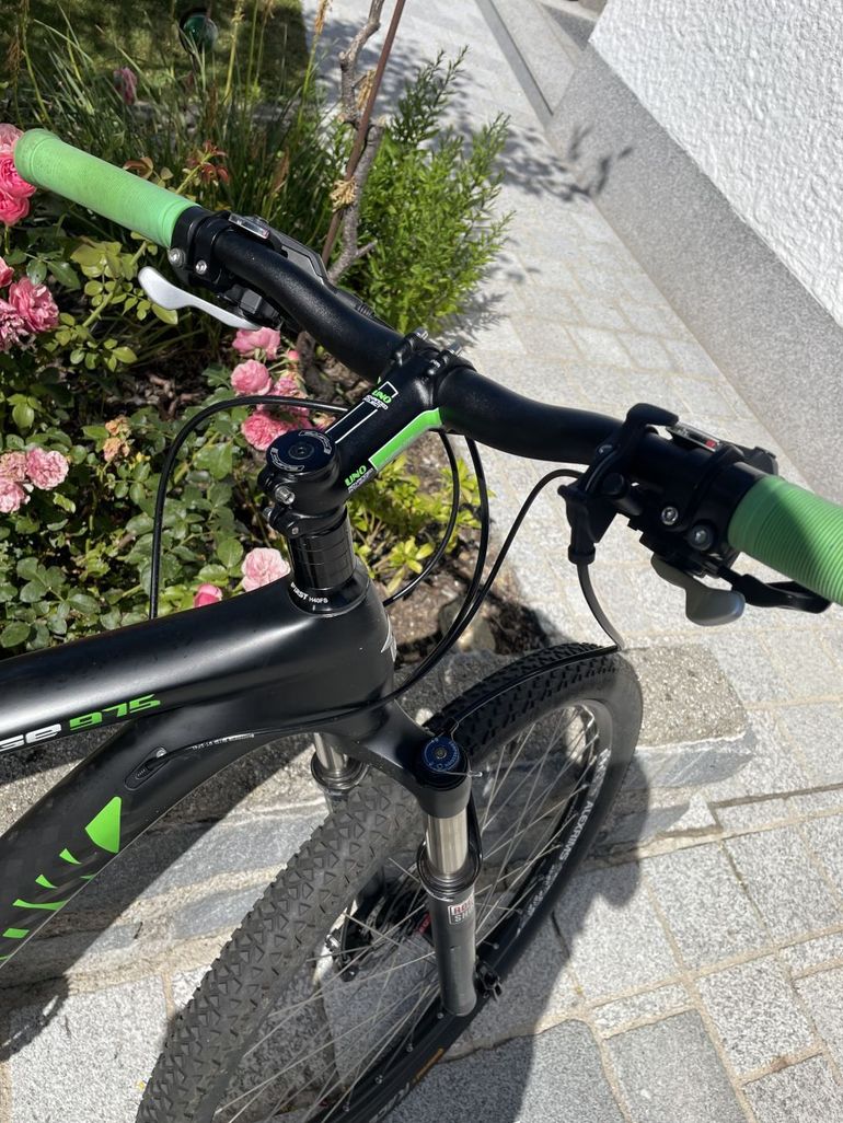 Used Hrinkow Rage 975 2016 Mountainbike, Black — image 2 of 5