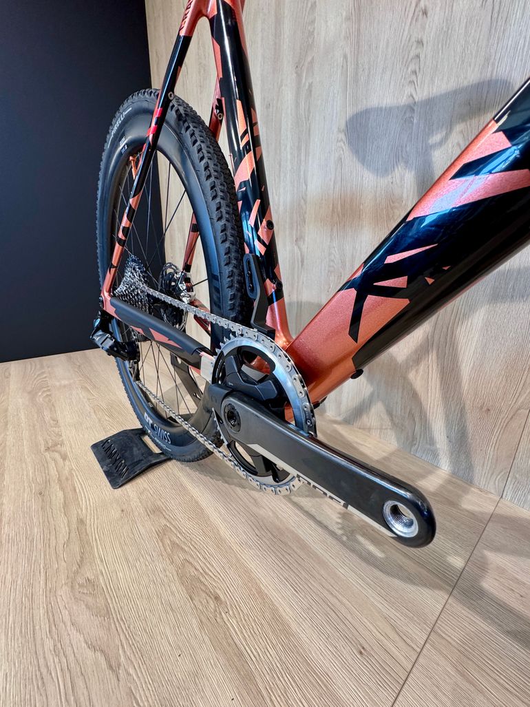 Canyon Grail CFR LTD 2024 2024 Road & Gravel usato, Arancione — immagine 15 di 17