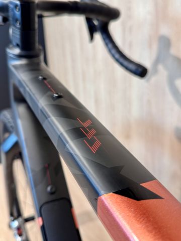 Canyon Grail CFR LTD 2024 2024 Road & Gravel usato, Arancione — immagine 6 di 17