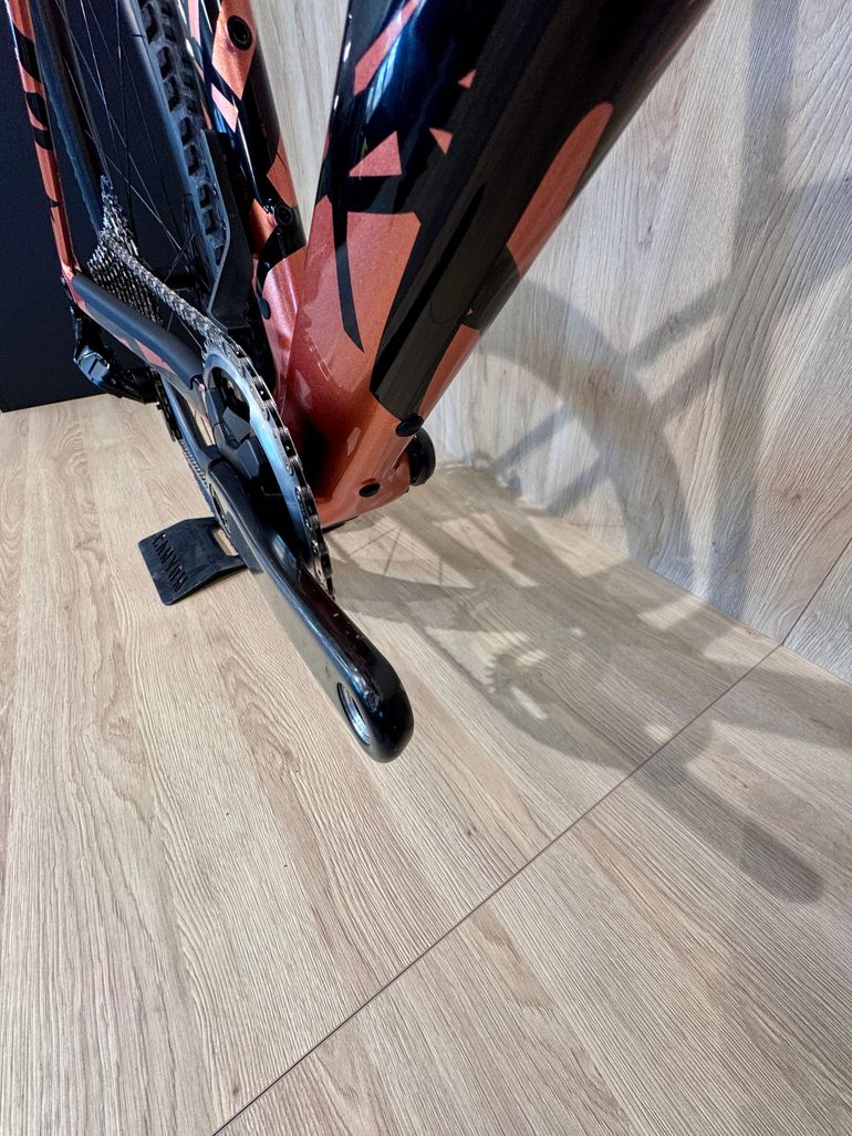 Canyon Grail CFR LTD 2024 2024 Road & Gravel usato, Arancione — immagine 16 di 17