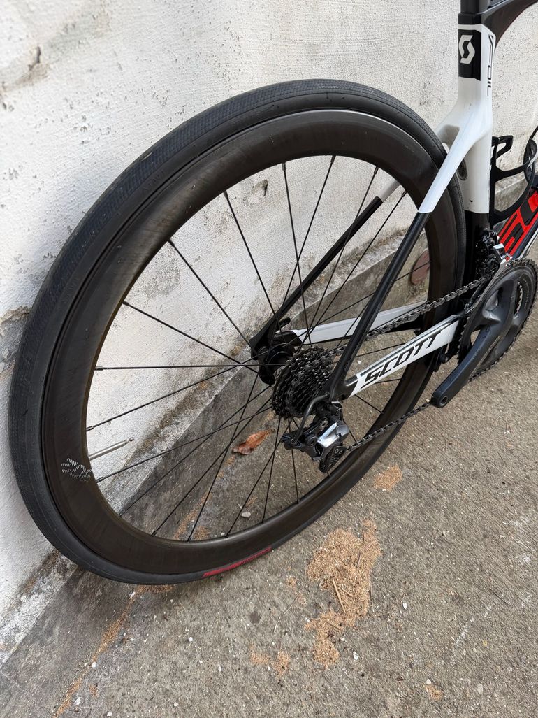 Použité Scott Foil 30 2017 2017 Road & Gravel — obrázek 3 z 18