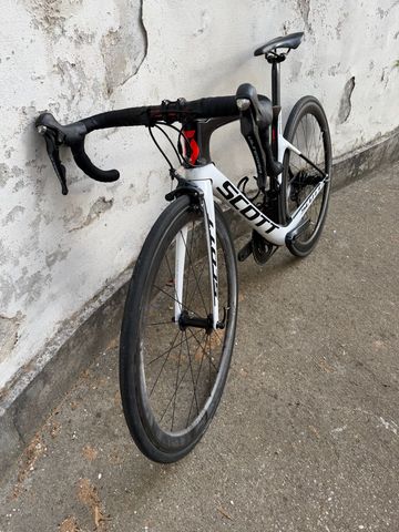 Použité Scott Foil 30 2017 2017 Road & Gravel — obrázek 14 z 18
