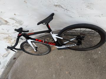Použité Scott Foil 30 2017 2017 Road & Gravel — obrázek 12 z 18