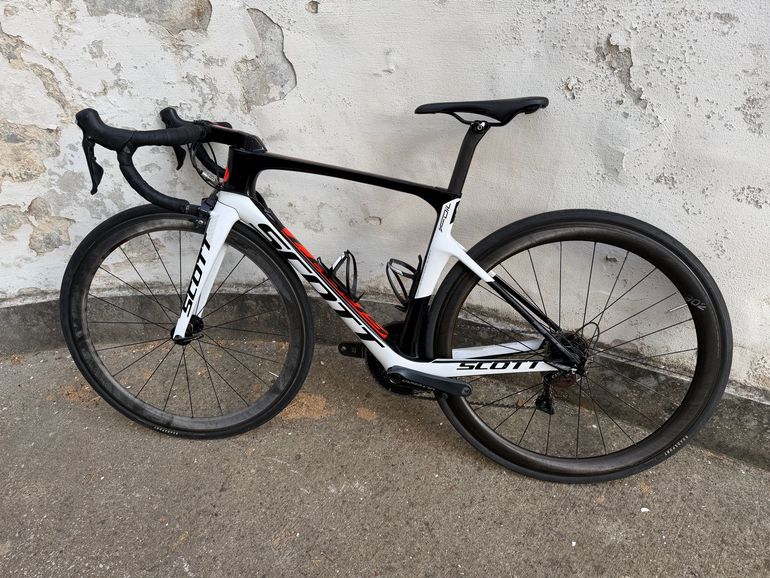 Použité Scott Foil 30 2017 2017 Road & Gravel — obrázek 2 z 18
