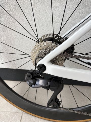 Used Ridley Falcn RS Shimano Ultegra Di2 2024 Road & Gravel, White — image 8 of 11