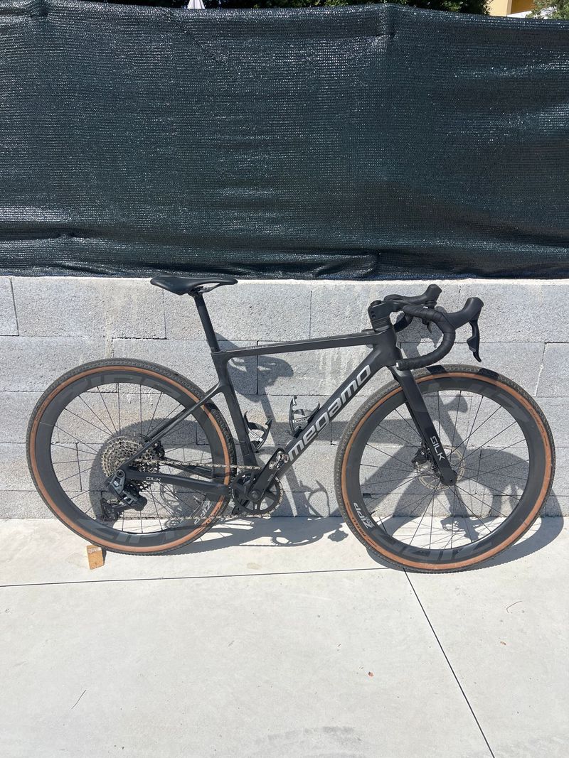 Used Megamo SILK 01 AXS 2025 2025 Road & Gravel