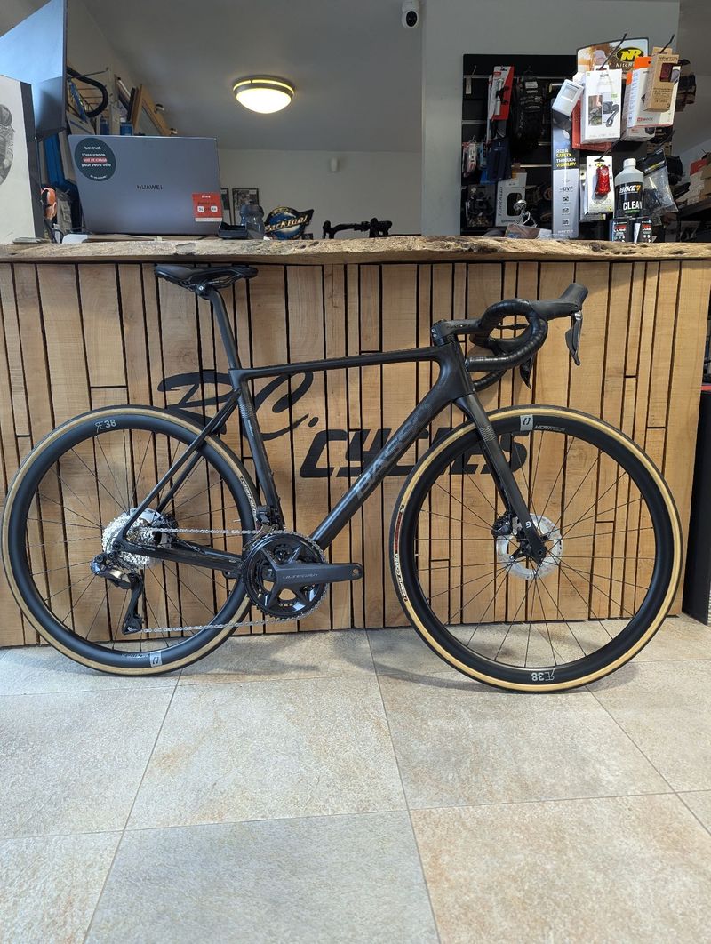 Used Basso Diamante Shimano Ultegra Di2 2026 Road & Gravel
