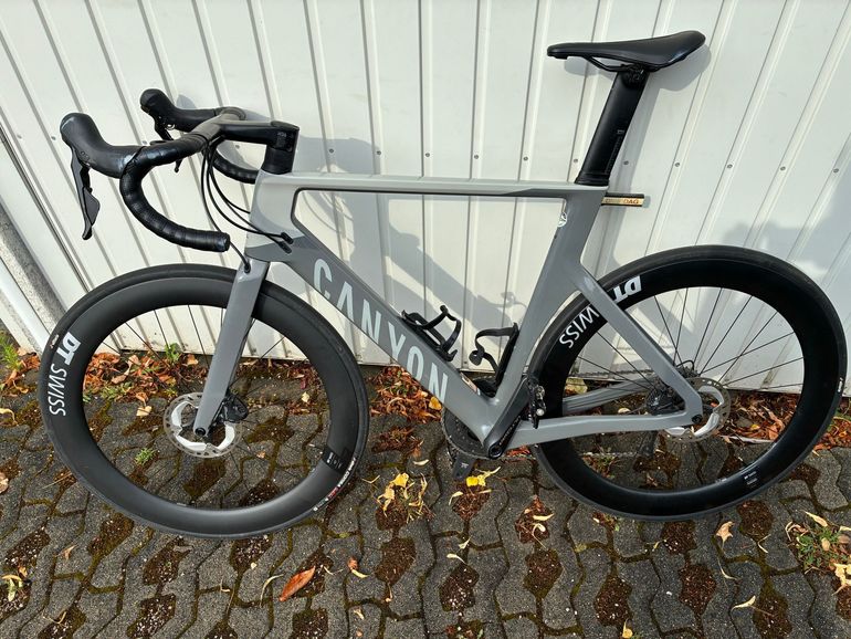 Gebrauchtes Canyon Aeroad CF SL 8 2023 2023 Road & Gravel, Hellgrau — Bild 2 von 4