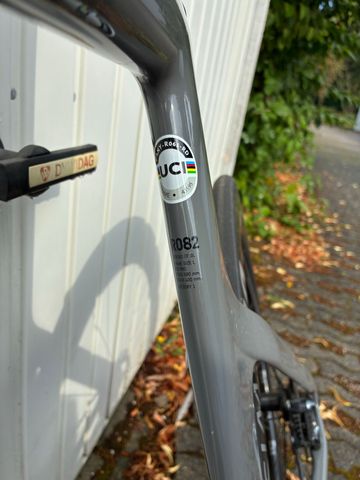 Gebrauchtes Canyon Aeroad CF SL 8 2023 2023 Road & Gravel, Hellgrau — Bild 4 von 4