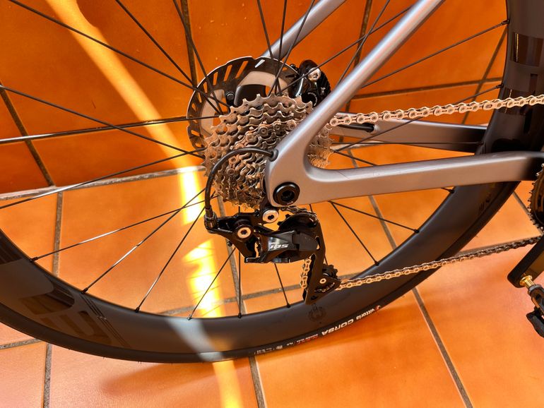 Použité Orbea ORCA M30 2023 2023 Road & Gravel — obrázek 3 z 10