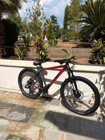 Tweedehands Carrera Custom Shimano Tourney 2023 Mountainbike — afbeelding 2 van 9